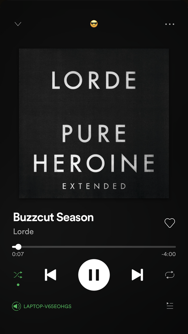 Canción Buzzcut Season