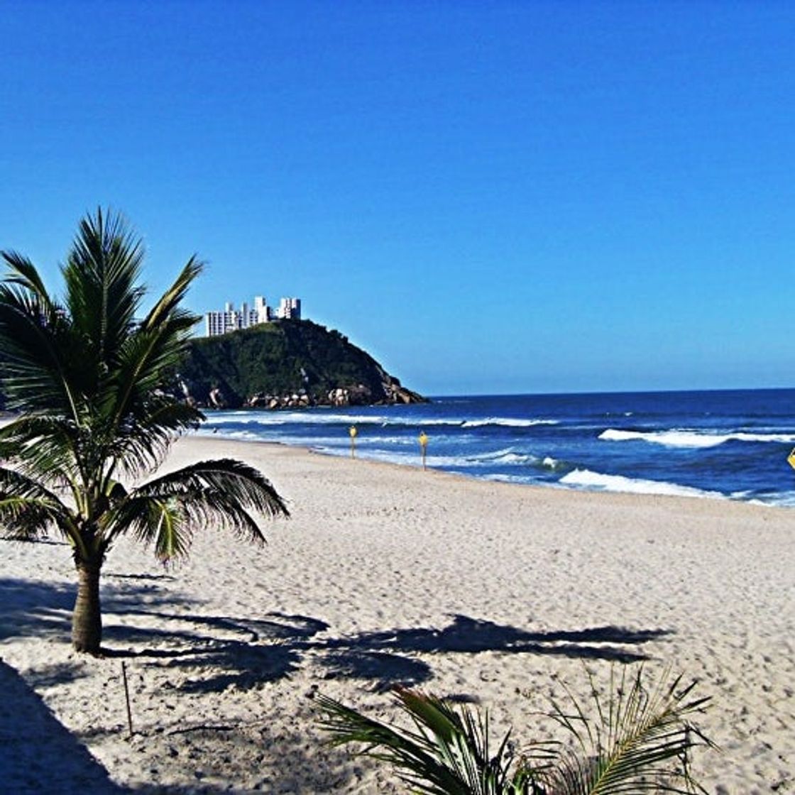 Place Praia da Enseada