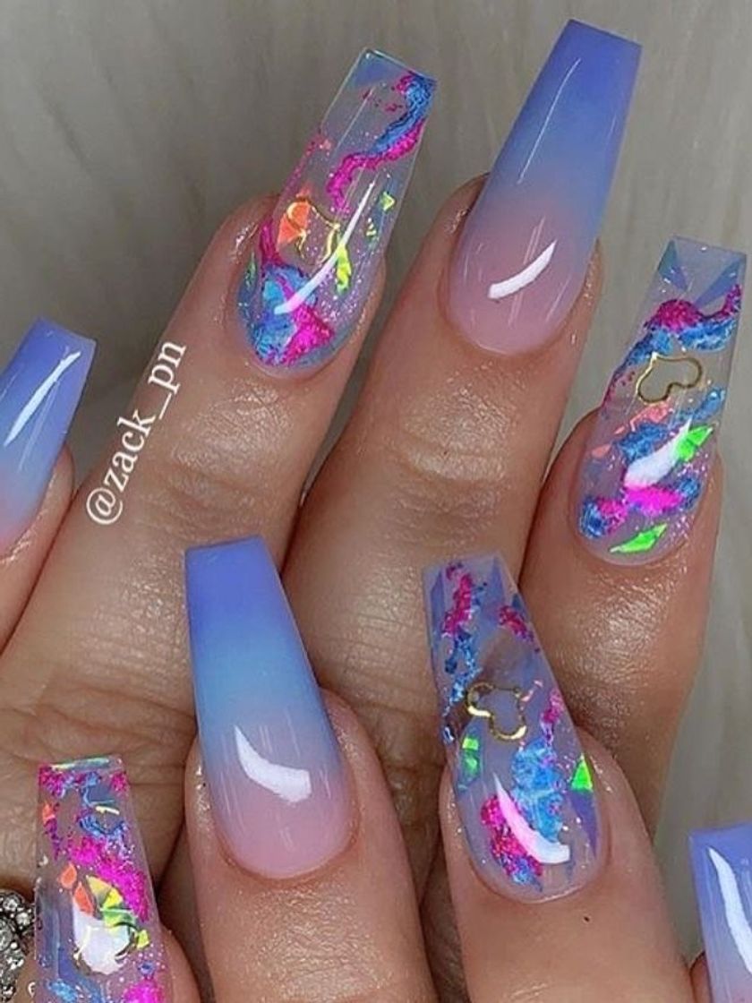 Moda Nails