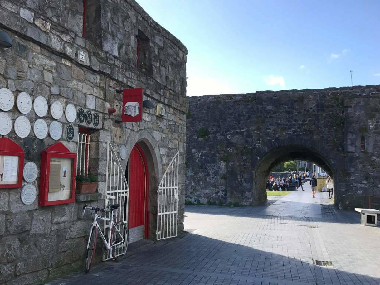 Places Arco español de Galway