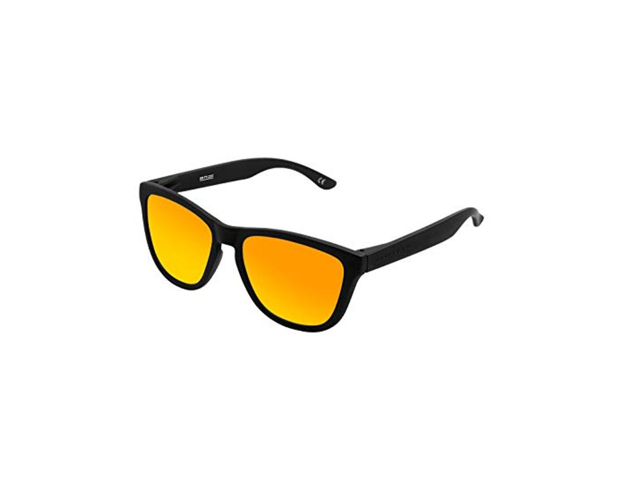 Product HAWKERS · ONE · Carbon black · Daylight TR18 · Gafas de