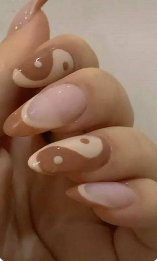 Unhas de inspiração 💖