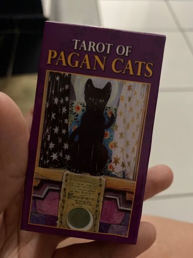 Tarot of pagan cats