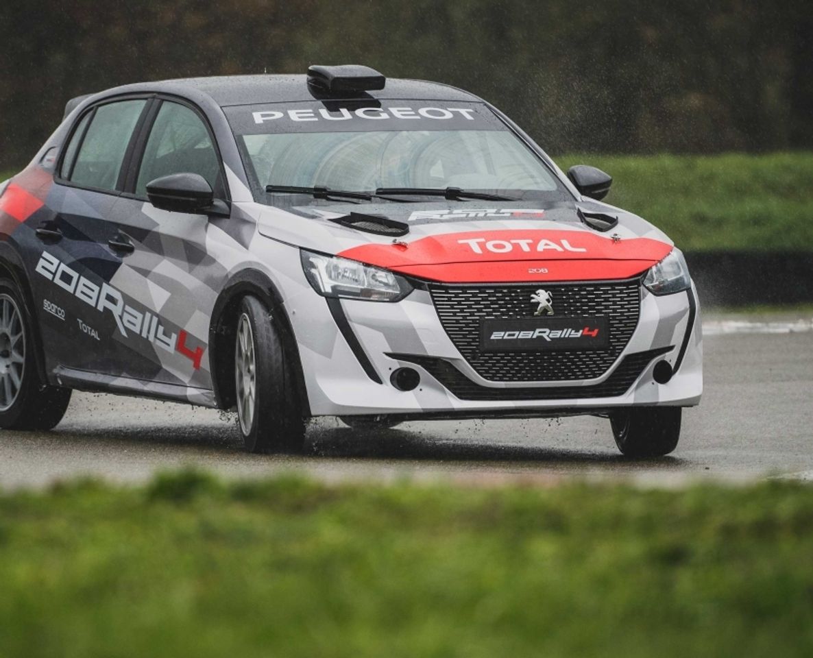 Moda Peugeot 208 Rally4