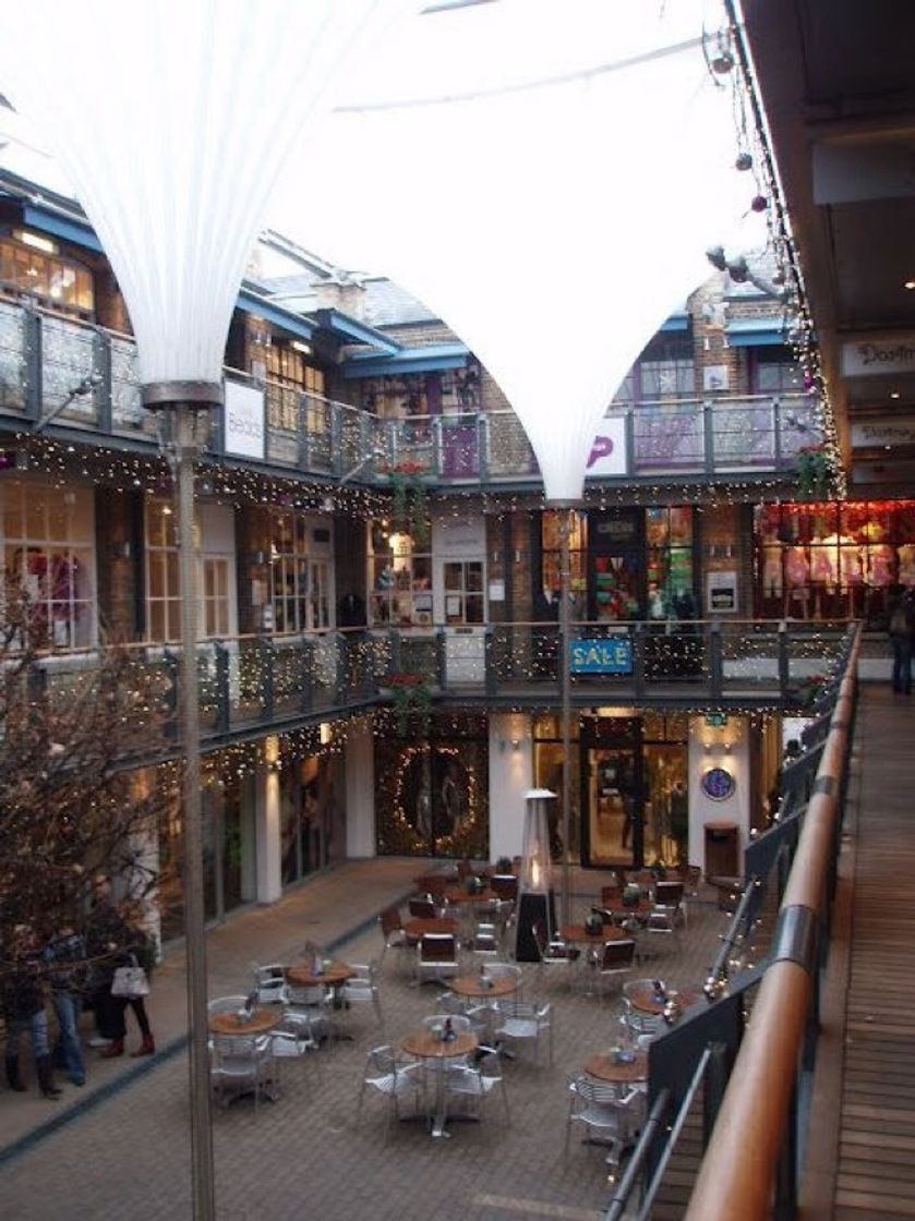 Lugar Kingly Court