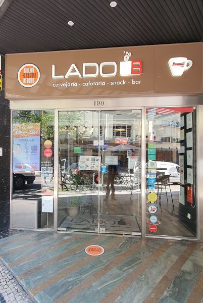 Restaurantes Lado B Café