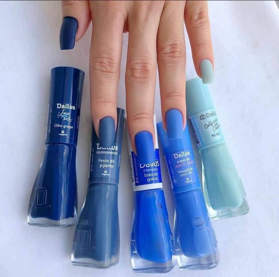 Moda Nail em Degradê Azul