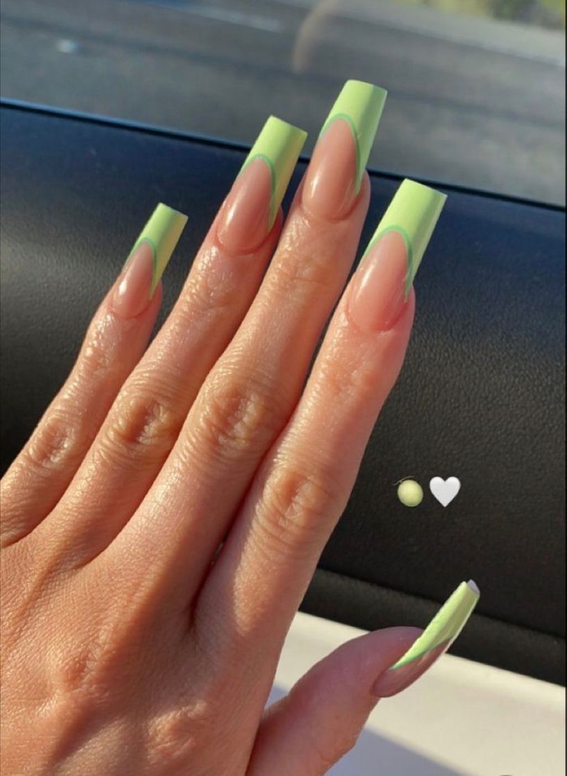 Social Nails