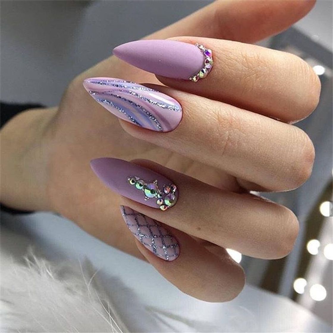 Fashion 💅🏽💜 | PURPLE NAILS