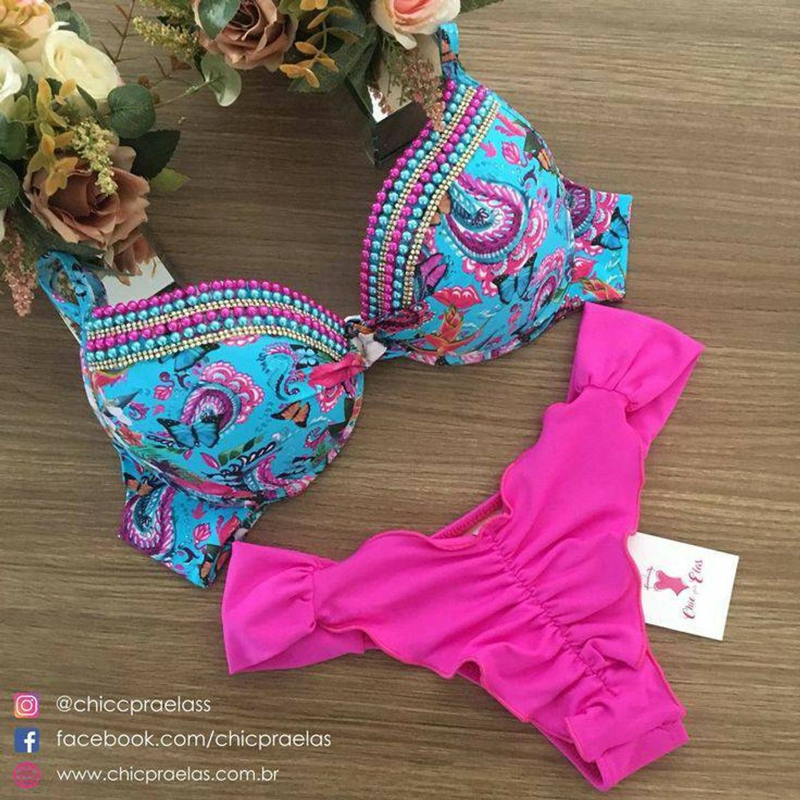 Moda Bordado com Pedrarias 👙