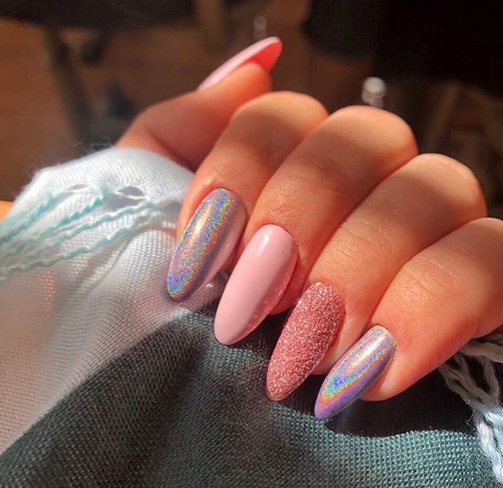 Moda Nails