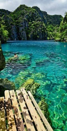 Kayangan Lake , Philipinas