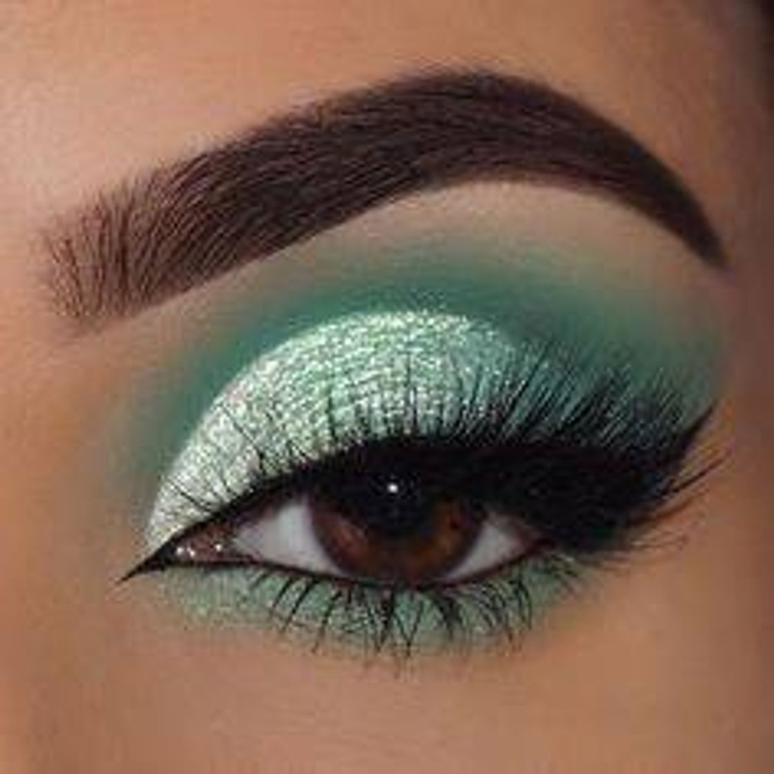 Fashion Maquiagem Verde com Glitter