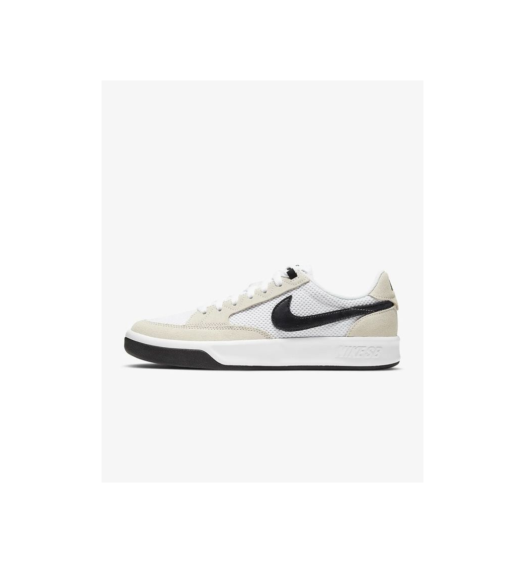 Social Nike SB Adversary Black & White