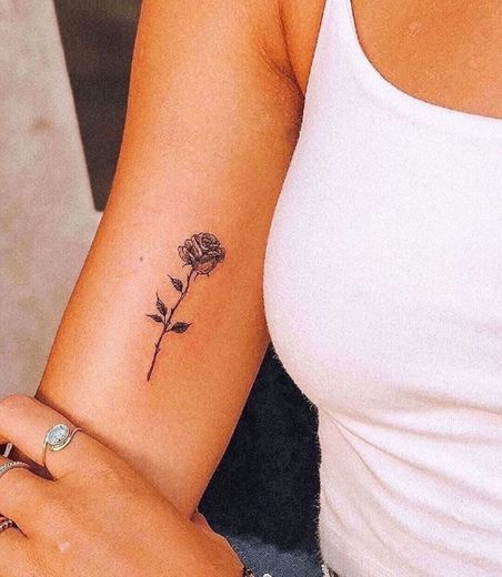 Tattoo no braço 🌹