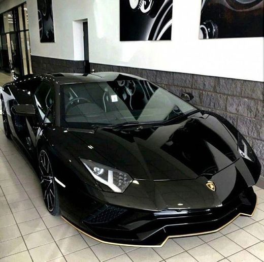 Lamborghini Preta 🖤