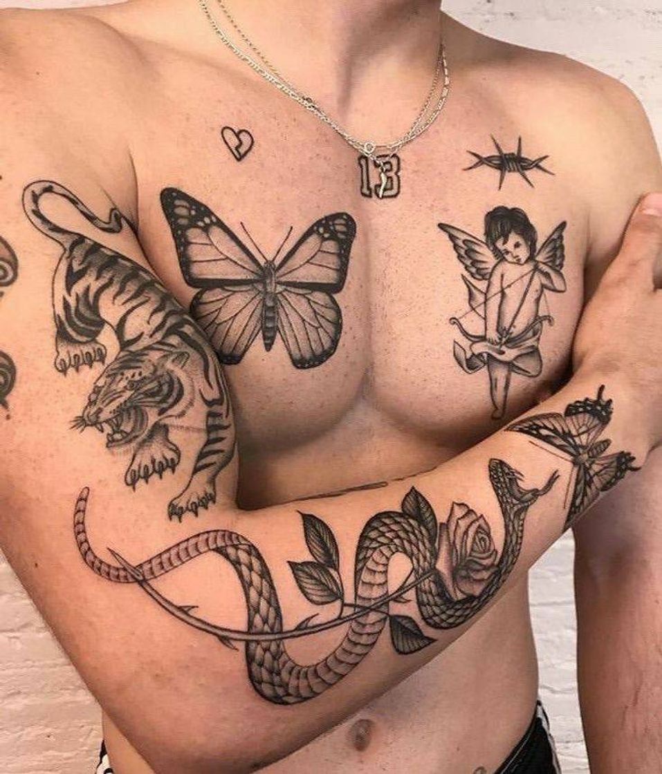 Moda Tatuagem peitoral e braços