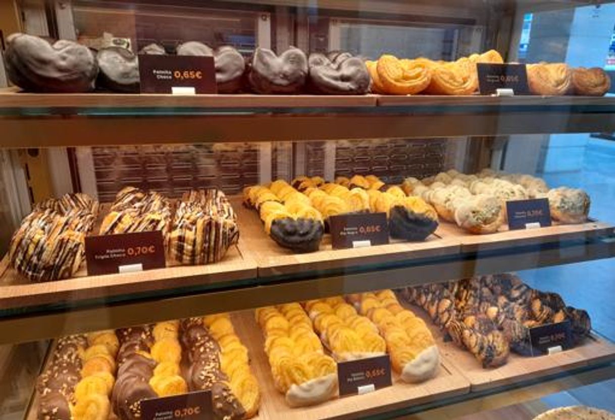 Restaurants Manolo Bakes