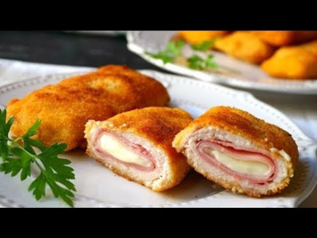 Fashion Enroladinho de Frango a Milanesa com Presunto e Queijo