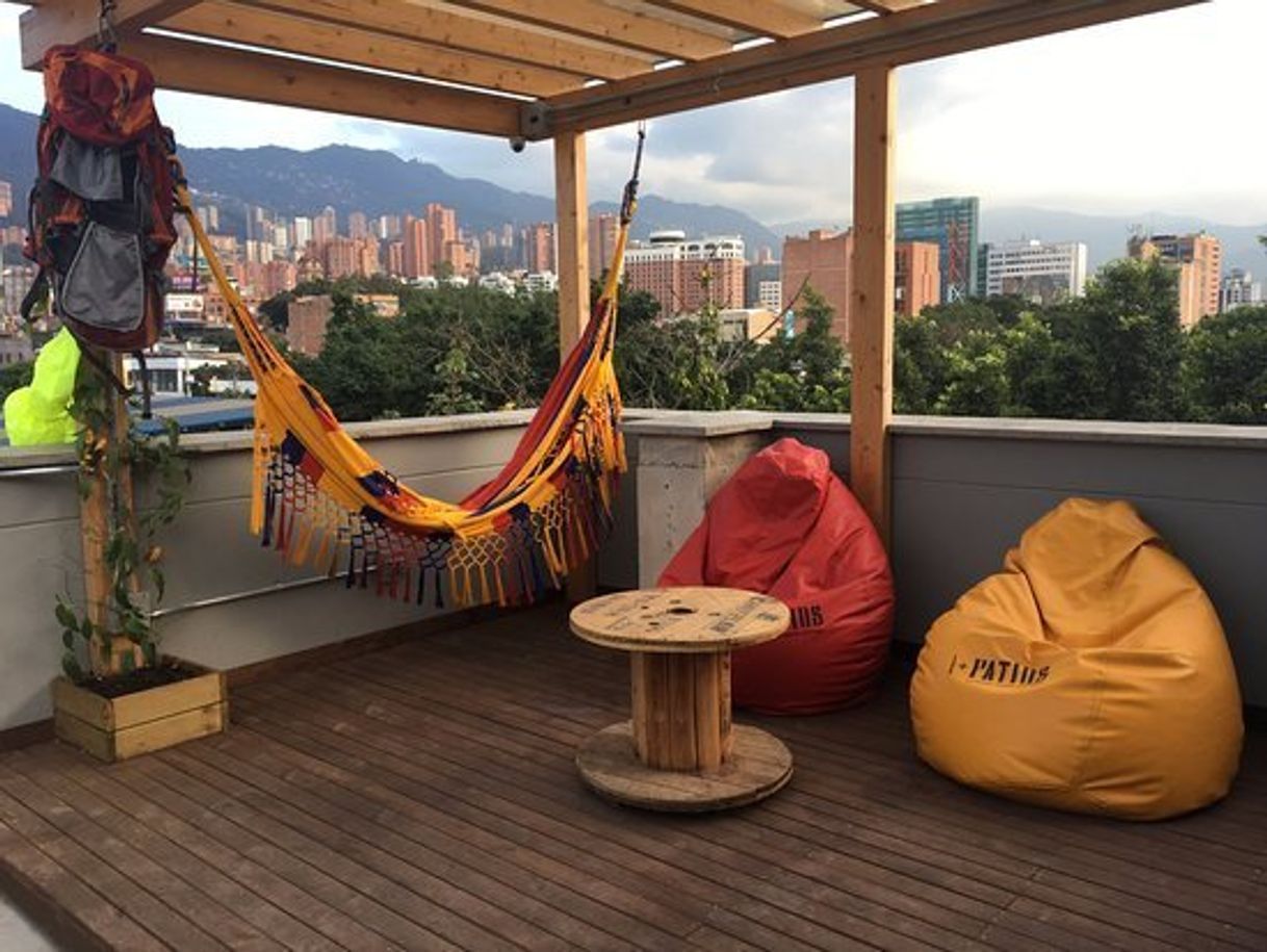 Restaurantes Los Patios Hostel Boutique - The Best Hostel Medellin