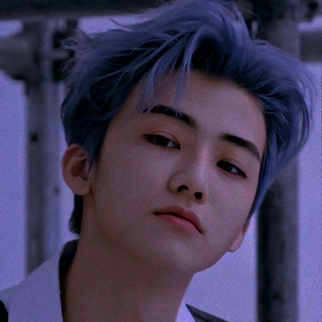 Moda Kpop aesthetic blue 