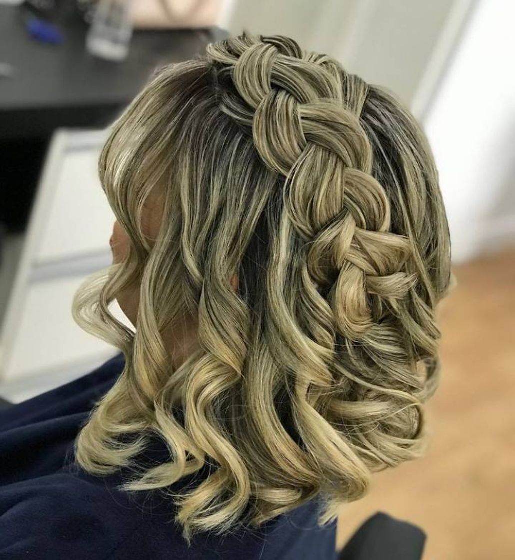 Moda Inspiração para cabelo curto.