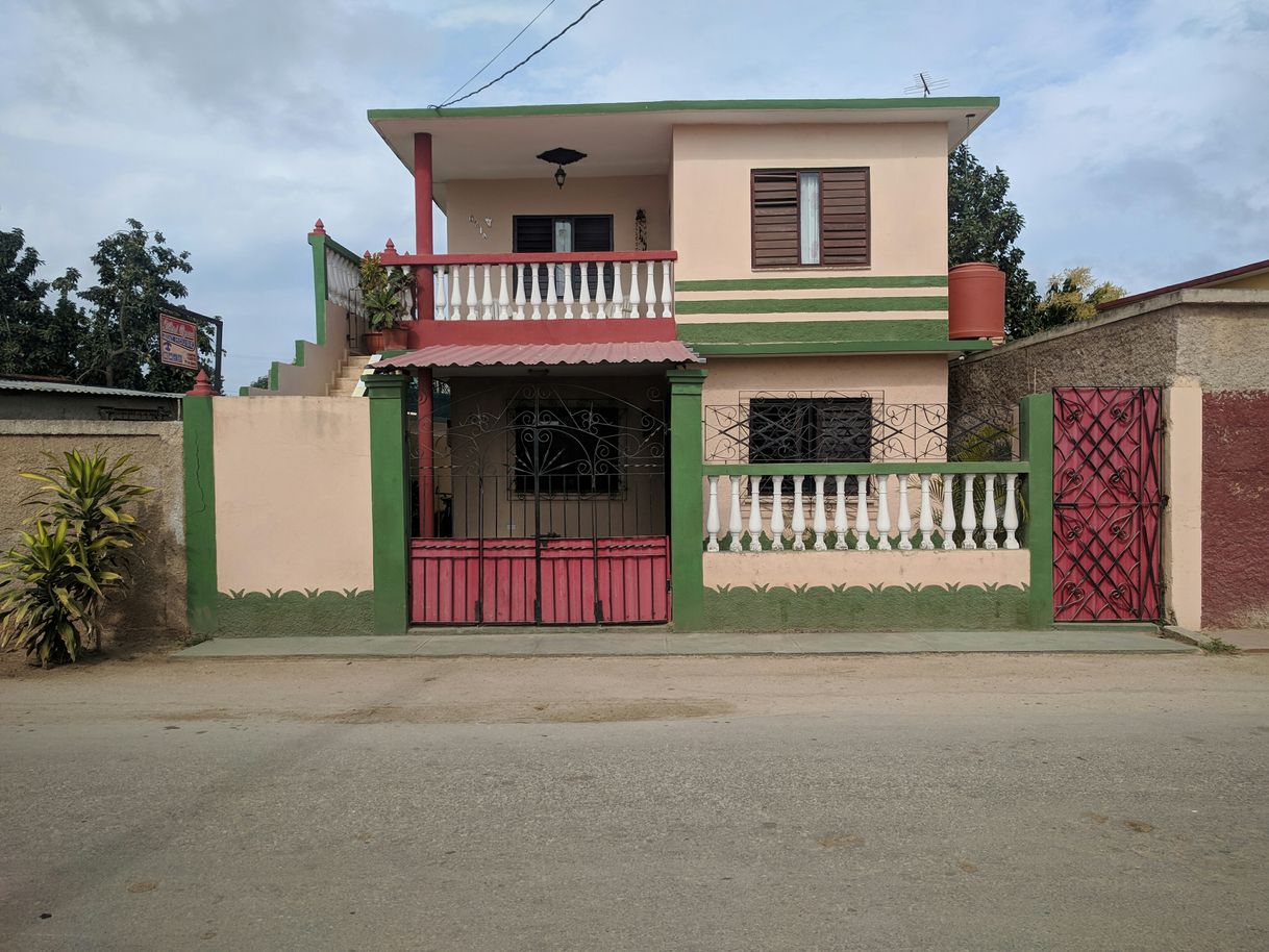 Lugar Hostal Ozuna