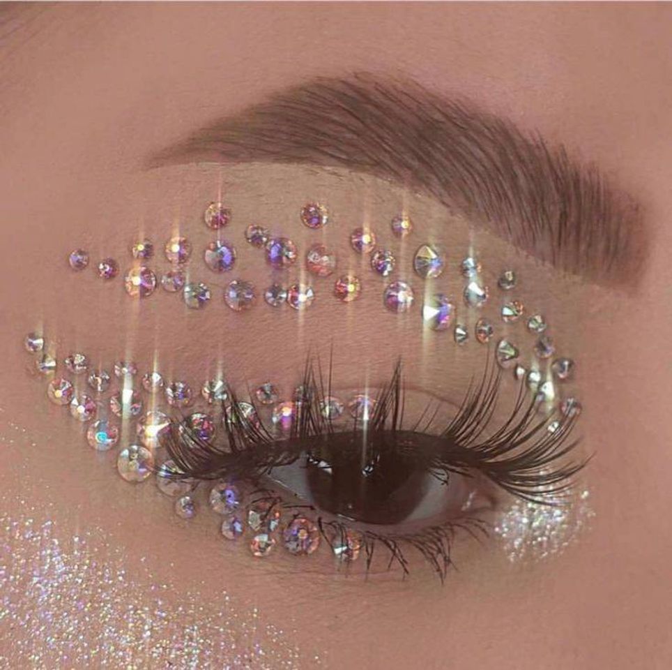 Moda delineado de strass💫🌟