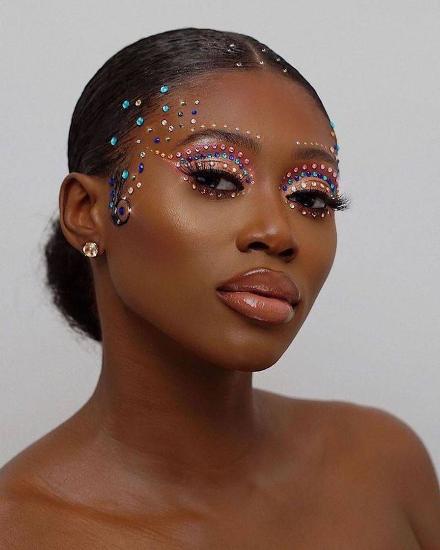 Social strass na make artística 🌟💫