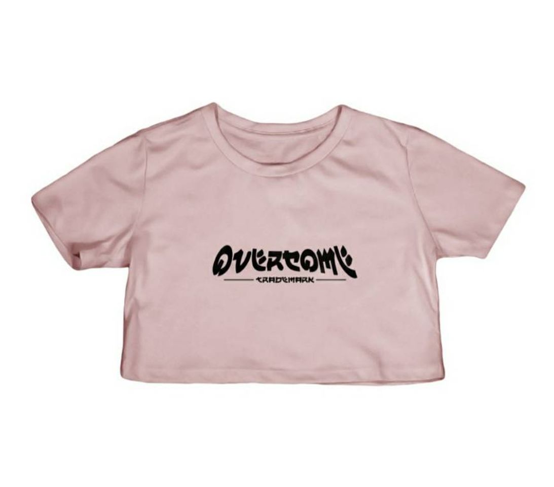 Moda Cropped Overcome "Trademark" Rosa