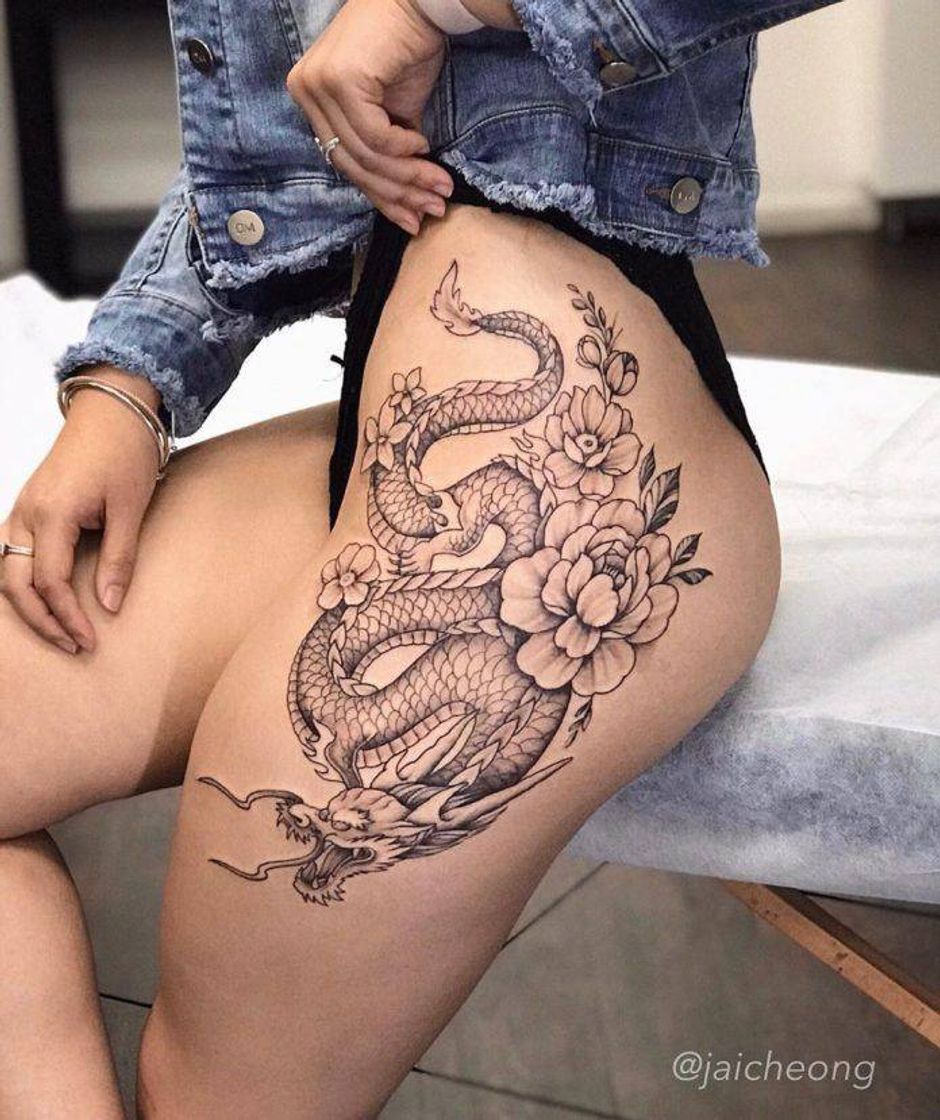 Fashion tatuagem de dragão 