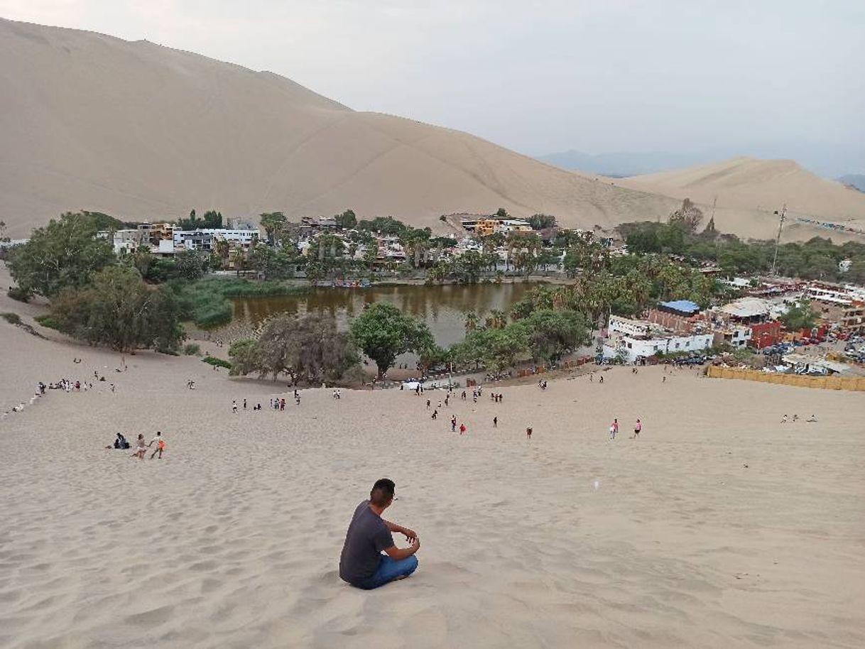 Lugar Huacachina