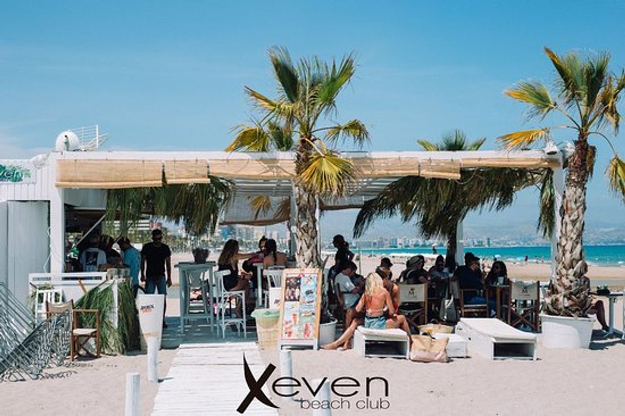 Lugar Xeven Beach Club