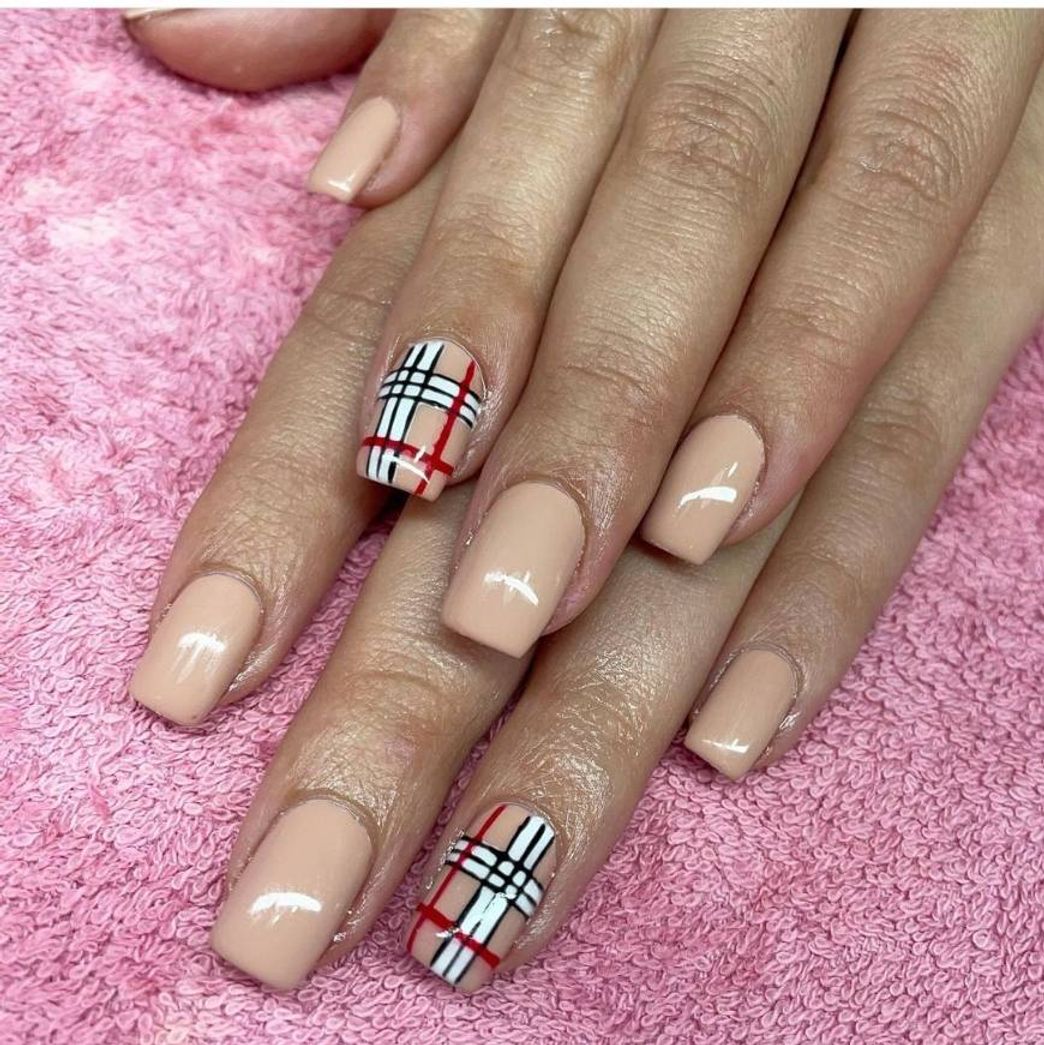 Social Nude nails