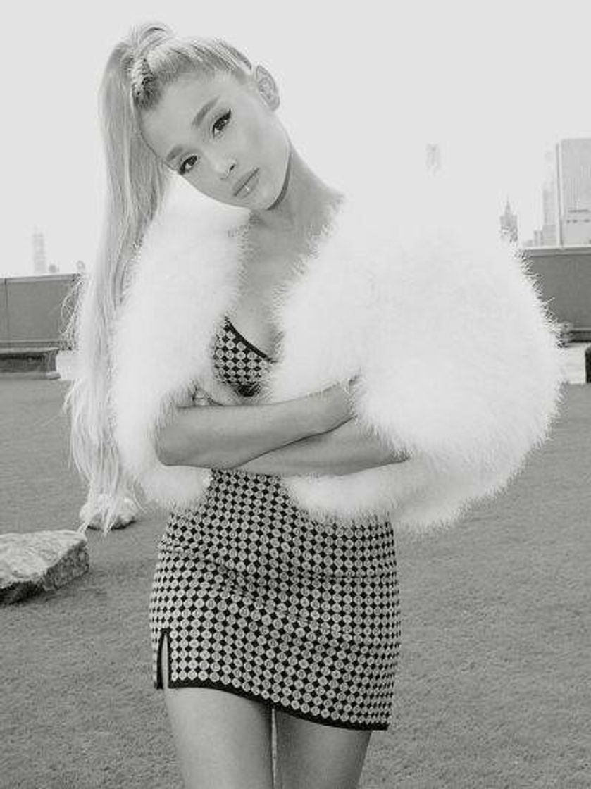 Social Ariana Grande 