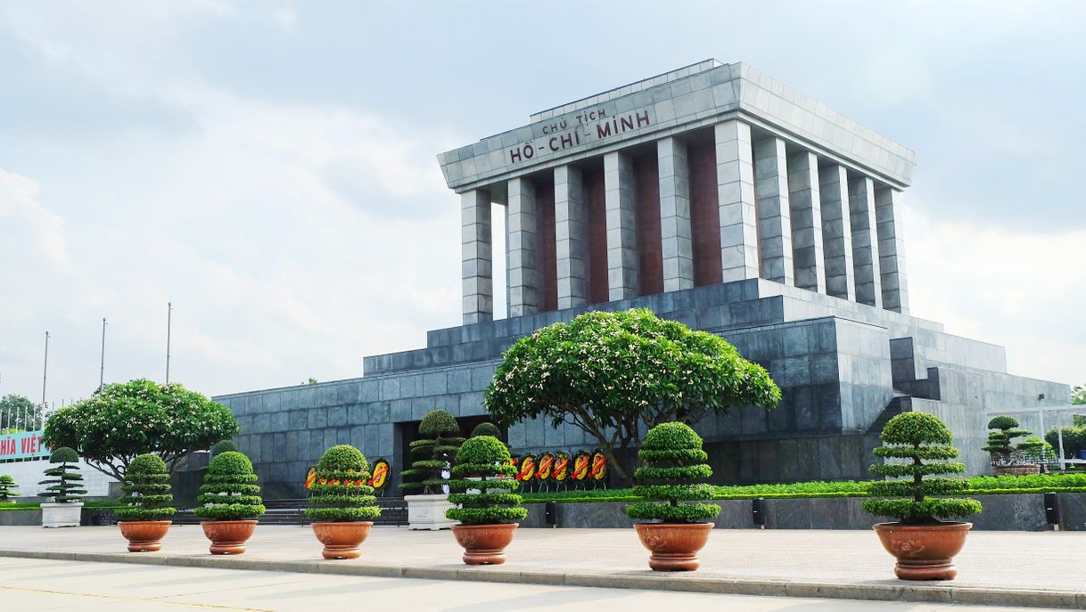 Lugares Ho Chi Minh Mausoleum