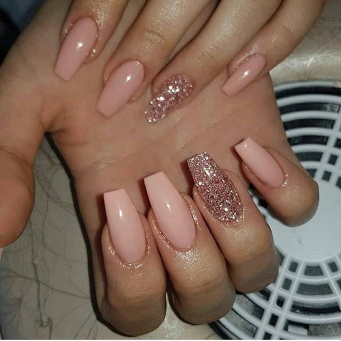 Fashion Unha rosa com glitter 