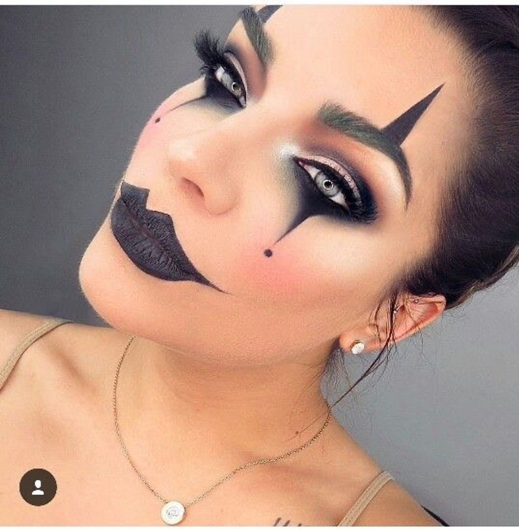 Moda Makeup