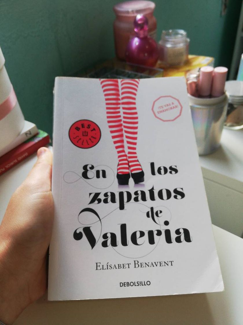 Libro En Los Zapatos De Valeria. Saga Valeria 0