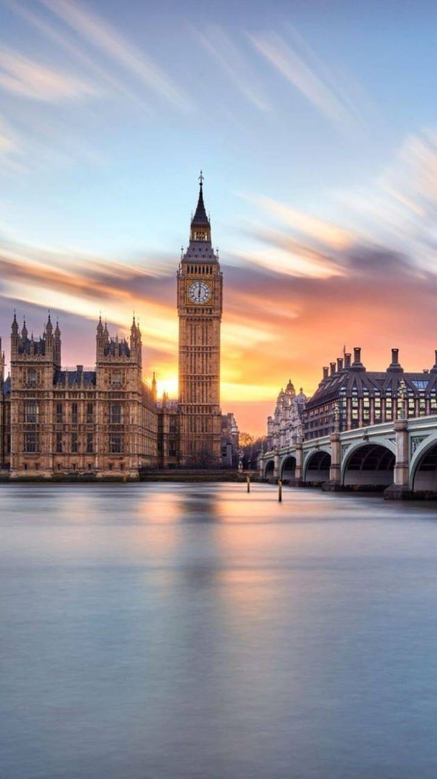 Place Torre do Big Ben, Londres🥀