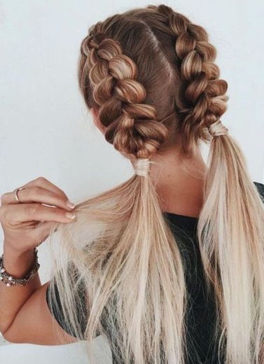 Penteado com trança 