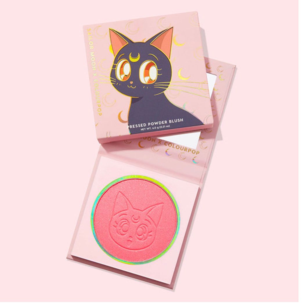 Moda  Pressed powder Blush cat's eye