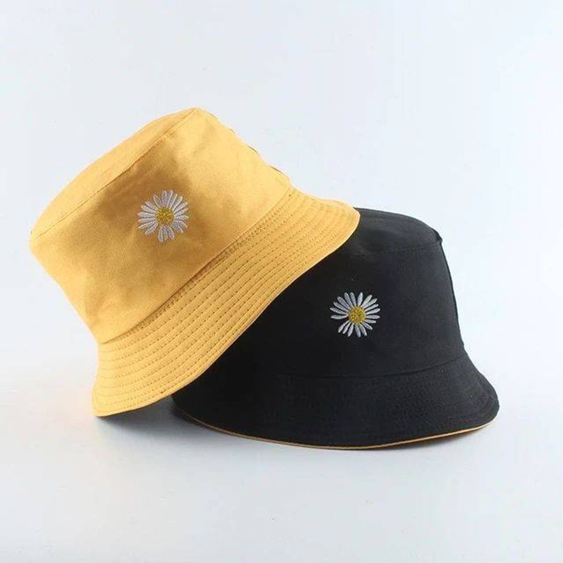 Moda Bucket preto e amarelo