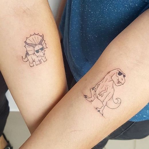 Tatuagem de amigos 