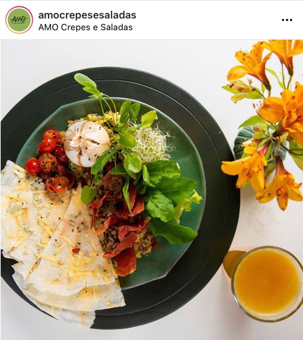 Restaurantes AMO Crepes e Saladas