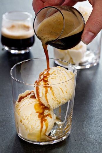 Café com sorvete 