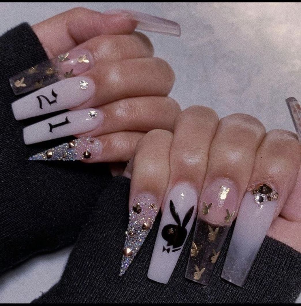 Moda Nails 