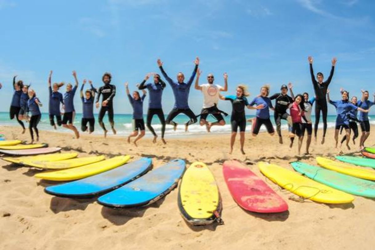 Place 9 PIES | Escuela de surf y surf camp en El Palmar - Cádiz