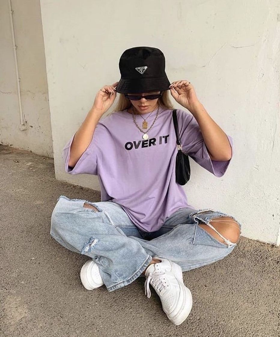 Social streetwear style 