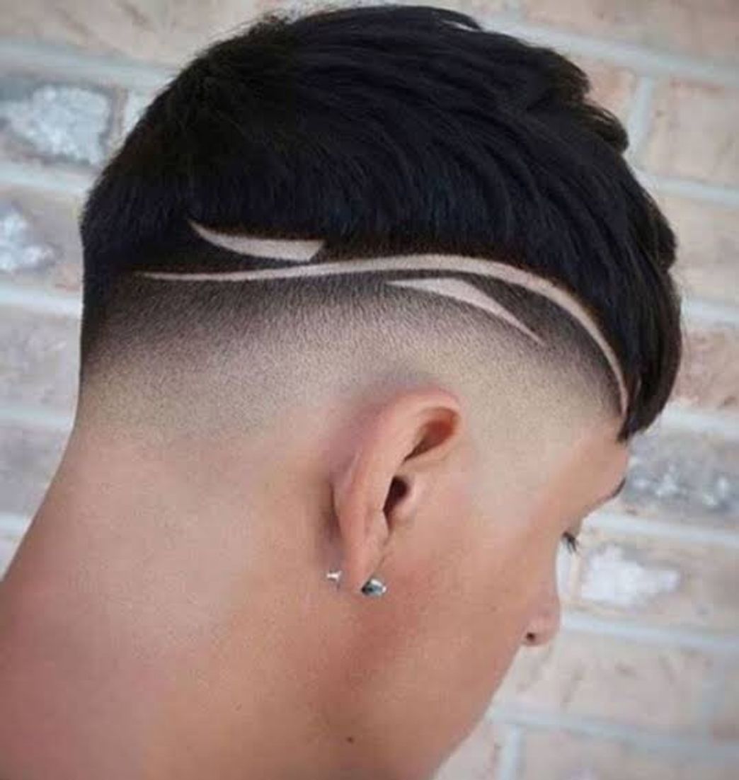 Moda Cabelo masculino com traço 